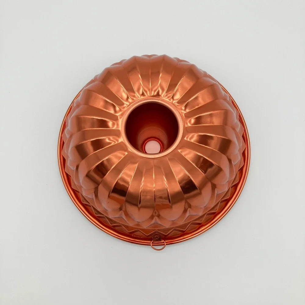 Bundt Cake Pan 8.5in Copper Tone Fluted Geometric Jello Mold Vintage